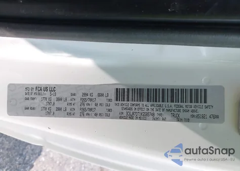 2019 Ram 1500 Classic Tradesman 4X4 8' Box z USA, uszkodzony, nr VIN 3C6JR7DT1KG585748